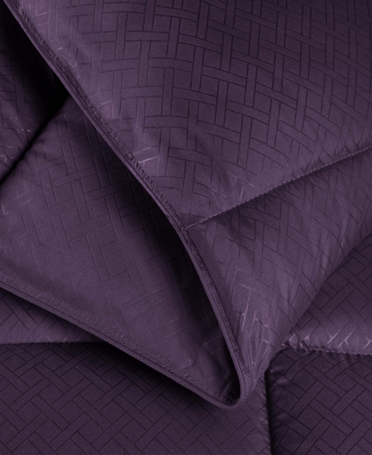 Superior Monochrome Basketweave Plush Microfiber Down Alternative Comforter, Full/queen In Plum