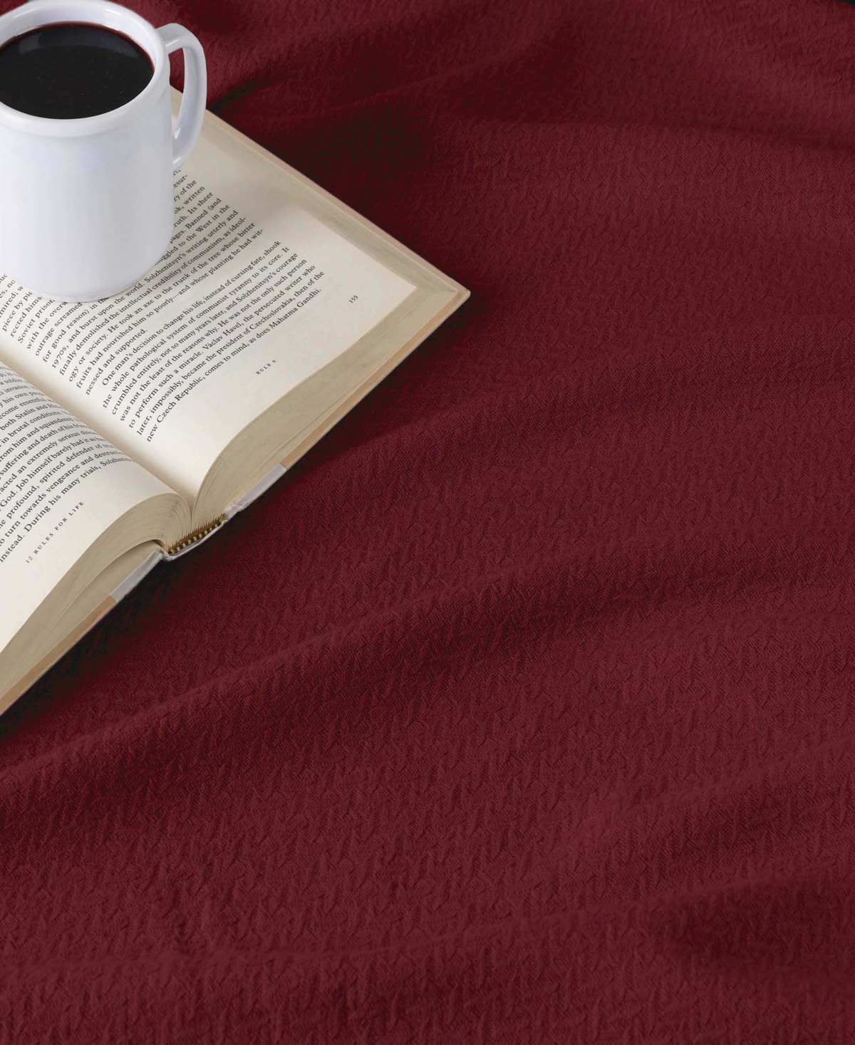 Superior Nobel Cotton Jacquard Dobby Weave Textured Chevron Lightweight Woven Blanket, California King In Burgundy