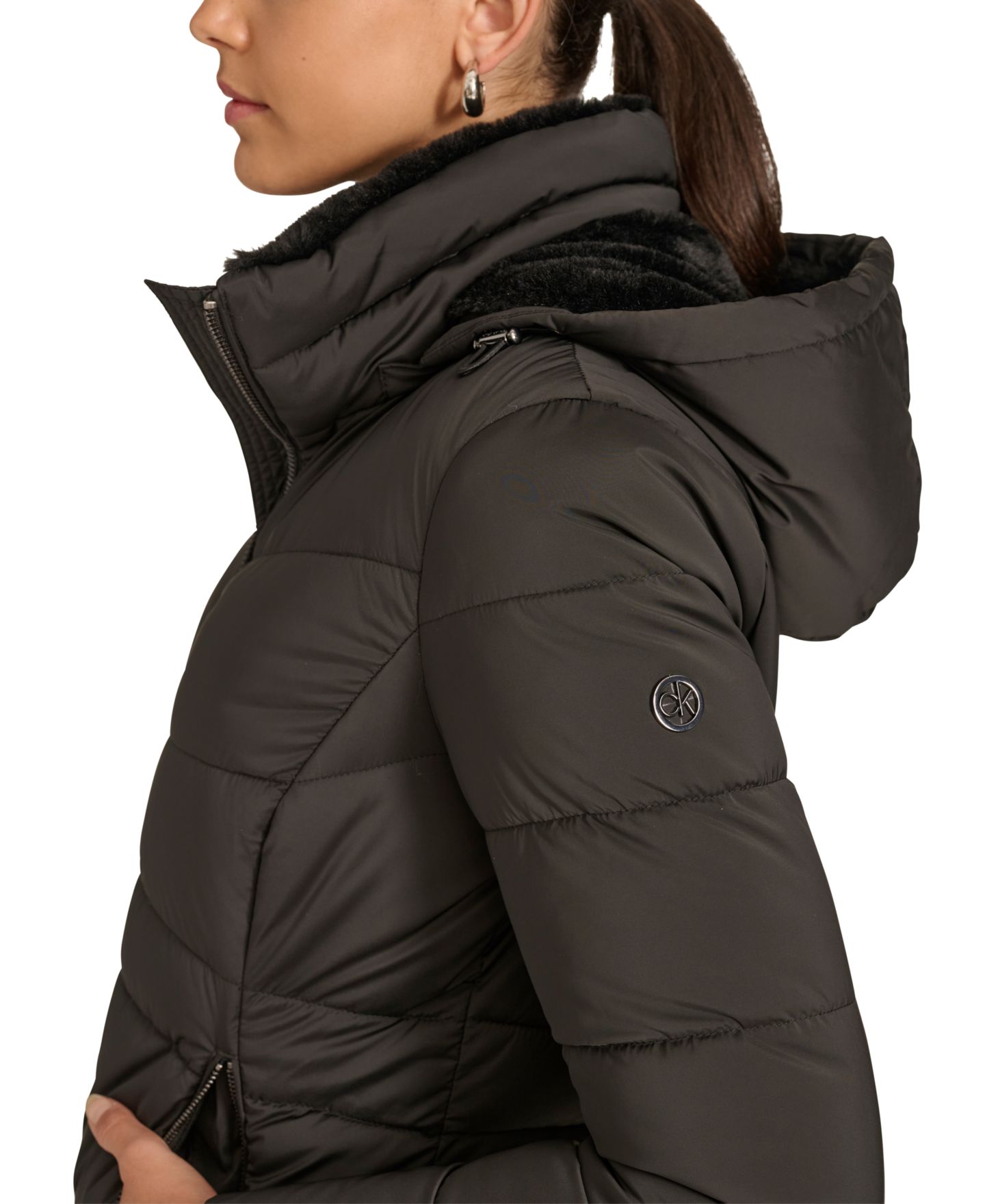 Женская куртка Calvin Klein Faux-Fur-Lined Hooded Puffer, цвет: Чёрный — фото 4