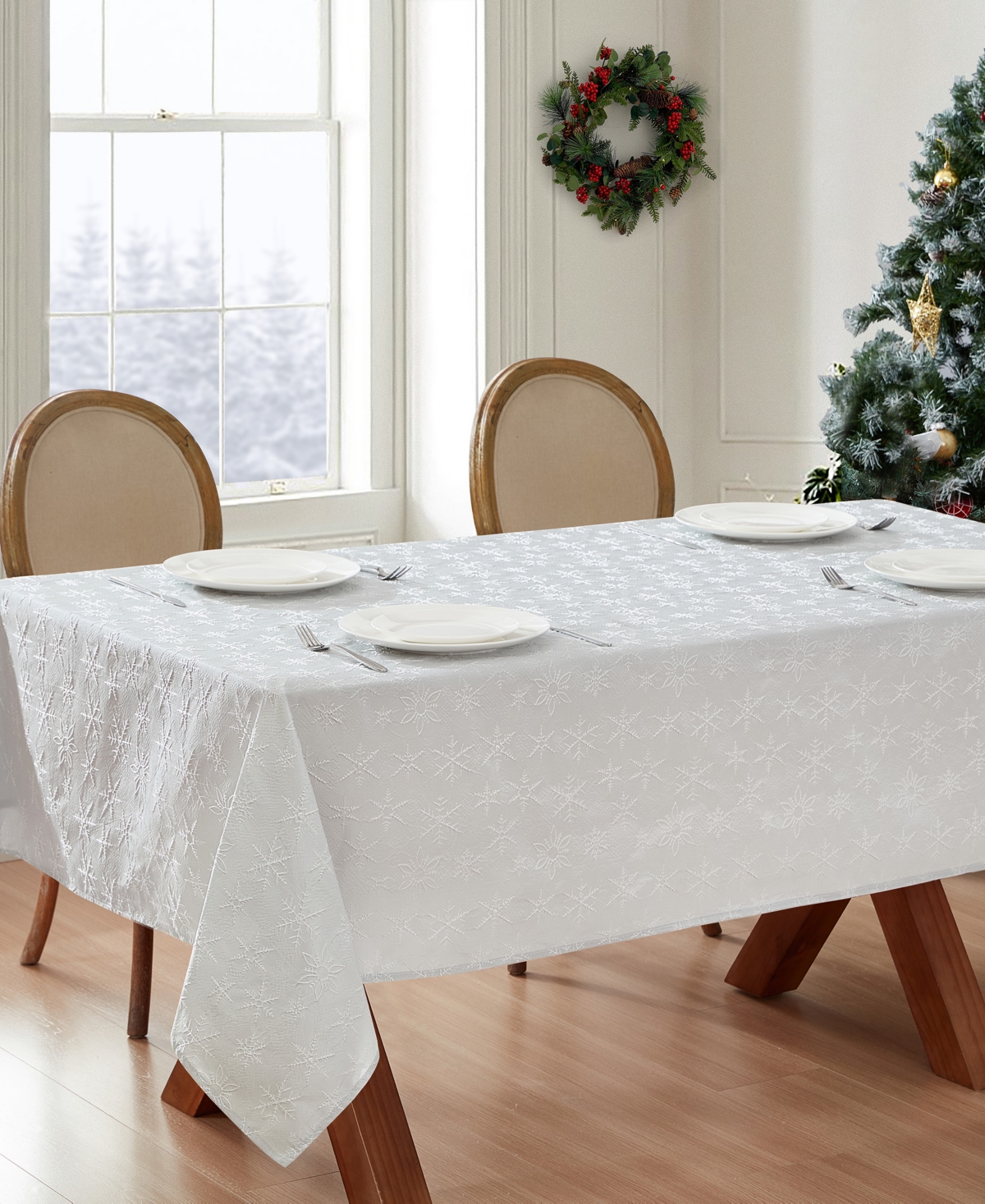 Laura Ashley Raised Woven Tablecloth, 60" X 102" In Snowflake