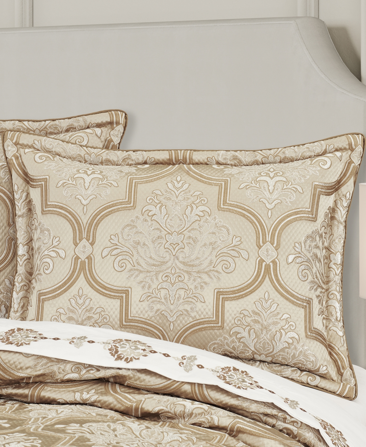 J Queen New York Sezanne 4-pc. Comforter Set, California King In Champagne
