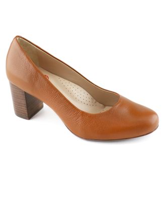 Womens Midtown Leather Pump