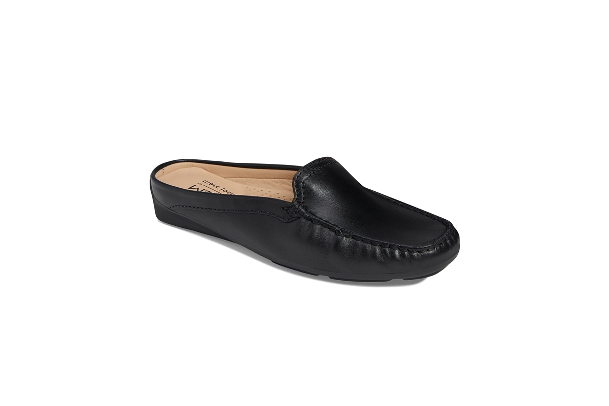 Womens Briarwood Slip On Comfort Mule - Sky blue svelte patent