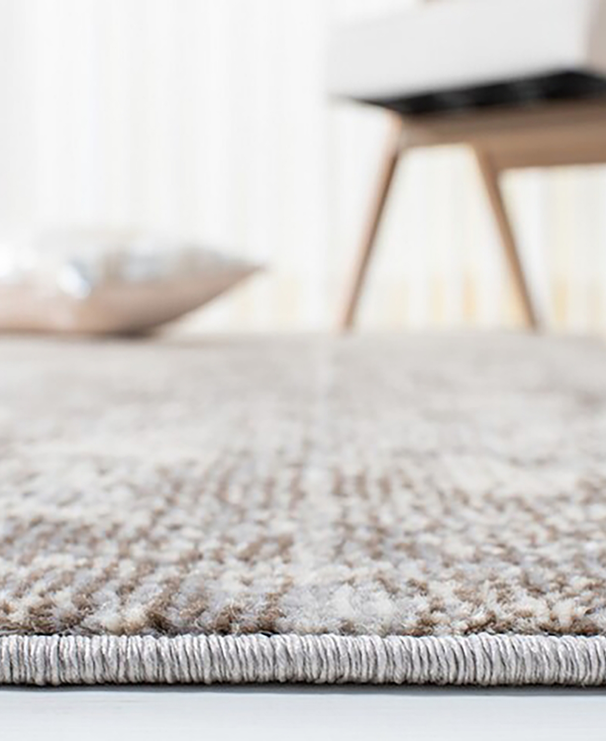 Safavieh Madison 400 MAD471G 4'x6' Area Rug -Beige