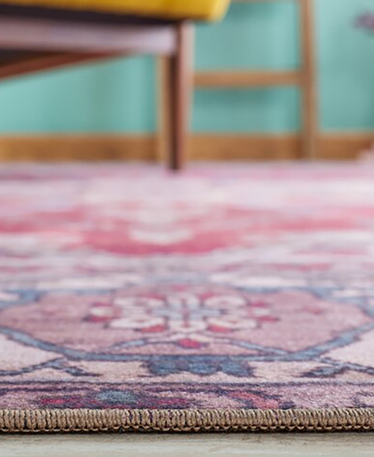 Safavieh Tucson Washable TSN106Q 4'x4' Area Rug - Beige