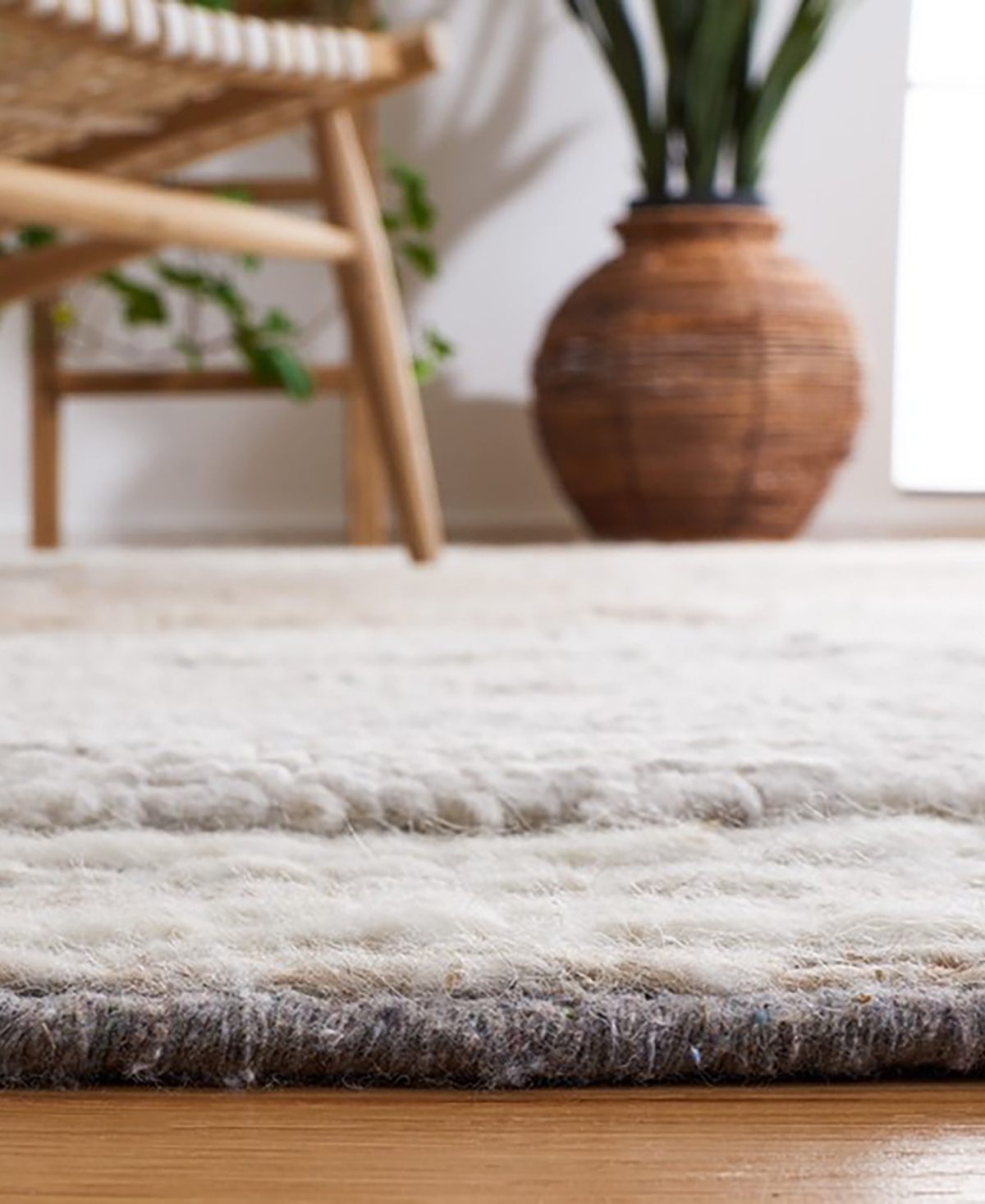 Safavieh Casablanca 178 CSB178A 5'x8' Area Rug - Ivory