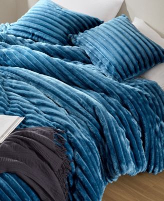 Avril Fluffy Ribbed Plush 2-Pc. Comforter Set, Twin/Twin XL