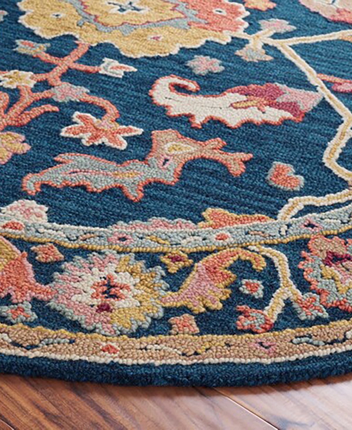 Safavieh Metro Ii MET328N 6'x6' Area Rug - Red