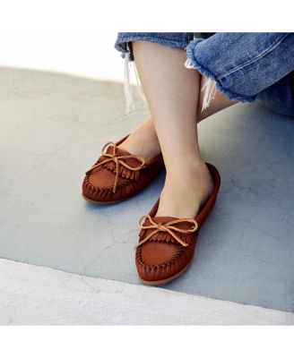Women's Deerskin Kilty Moccasins