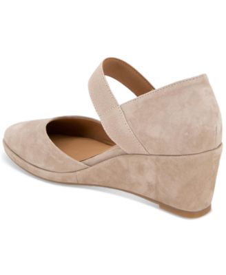 Women's Oriana Wedge Pumps