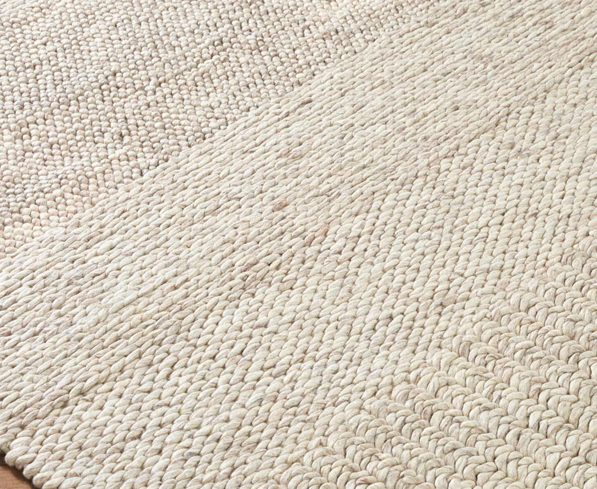 Livabliss Mae 541321 2'x3' Area Rug In Brown