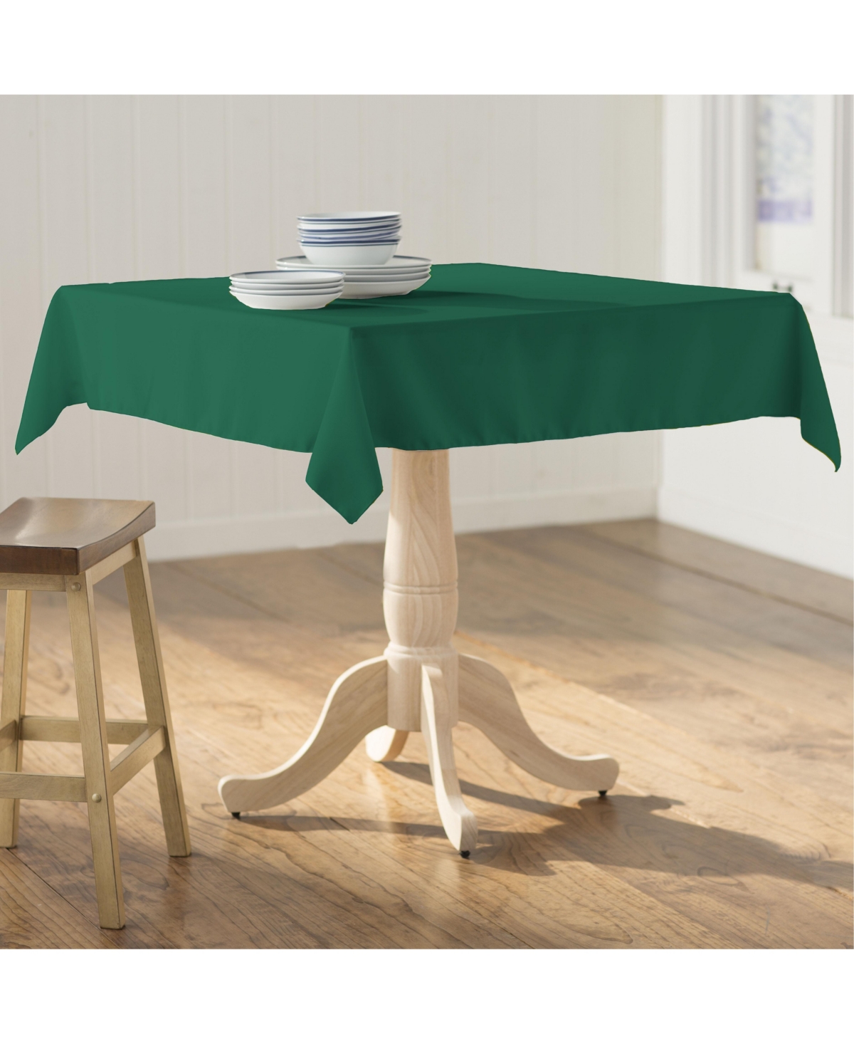 Slickblue Square Polyester Poplin Tablecloth - Durable, Wrinkle-Resistant, Perfect for Dining & Events