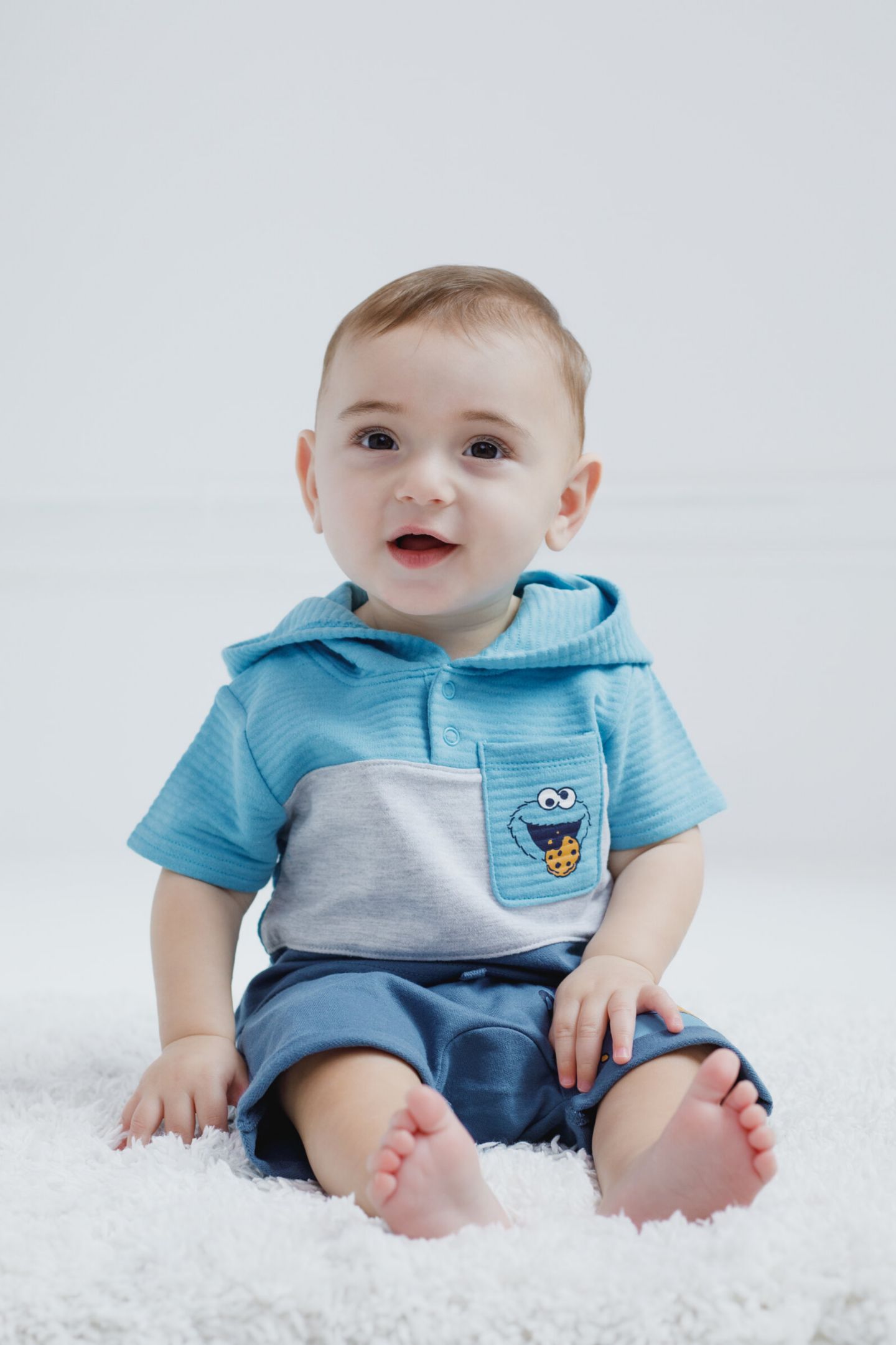Комплекты Sesame Street Cookie Monster Pullover Hoodie and French Terry Shorts для мальчиков-малышей, цвет: Синий — фото 2