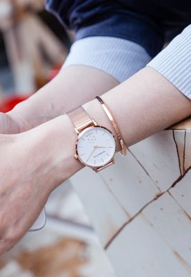 Women's Casual Watch 34mm White Round Dial Stainless Steel Victoria Hyde