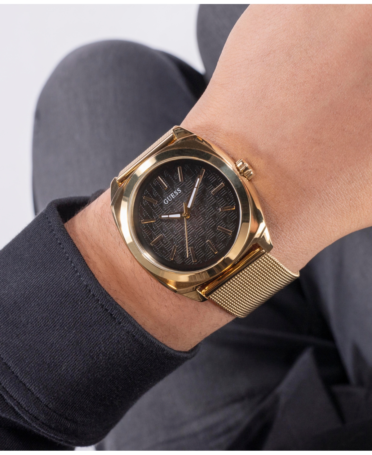 Guess Men's AnalogMesh Watch 43mm - Gold Tone