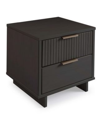 Granville 2-Piece 3-Drawer Standard Dresser and 2-Drawer Nightstand Set