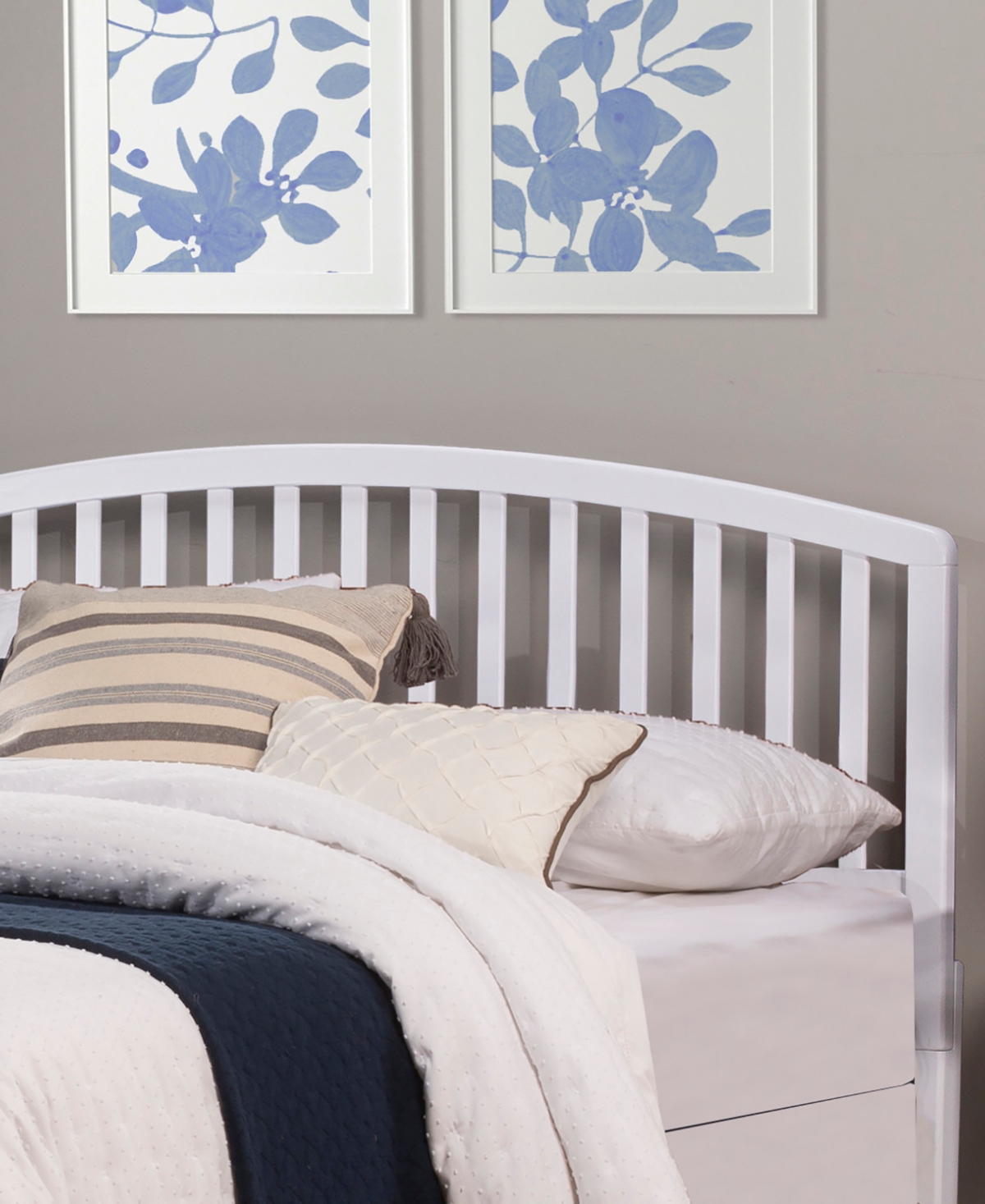 Hillsdale 43.75" Wood Carolina Full/queen Headboard In White