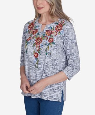 Petite Harvest Moon Textured Floral Embroidered Split Neck Top