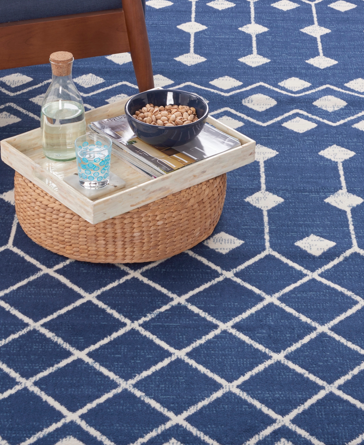 Nourison Home Grafix Grf37 7'10"x9'10" Area Rug In Navy