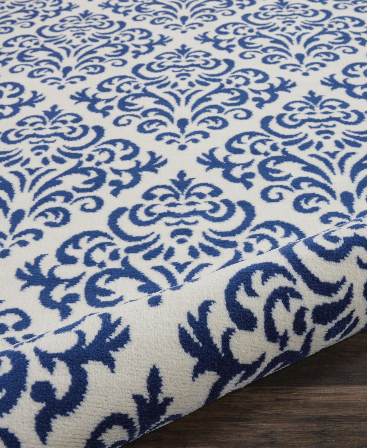 Nourison Home Grafix Grf06 8'x8' Round Area Rug In White,blue