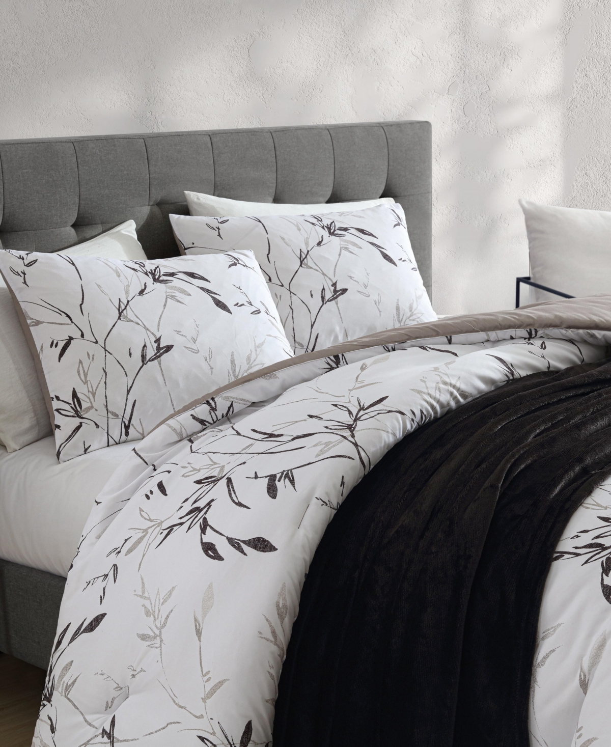 Kenneth Cole New York Closeout!  Ink Wash Vine 3-pc. Comforter Set, Twin In White