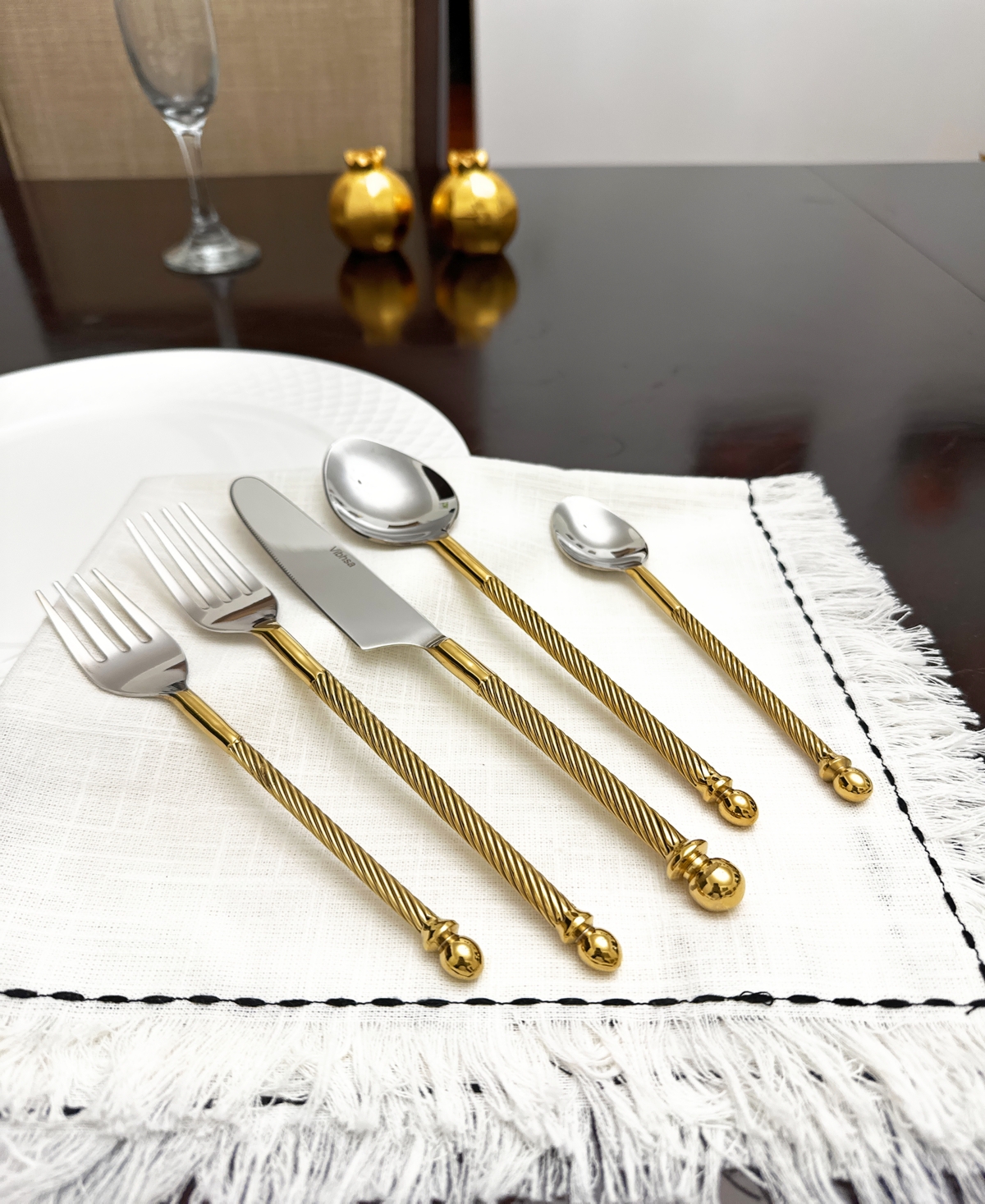VIBHSA SWIRL 20-PC. FLATWARE SET, SERVING FOR 4 