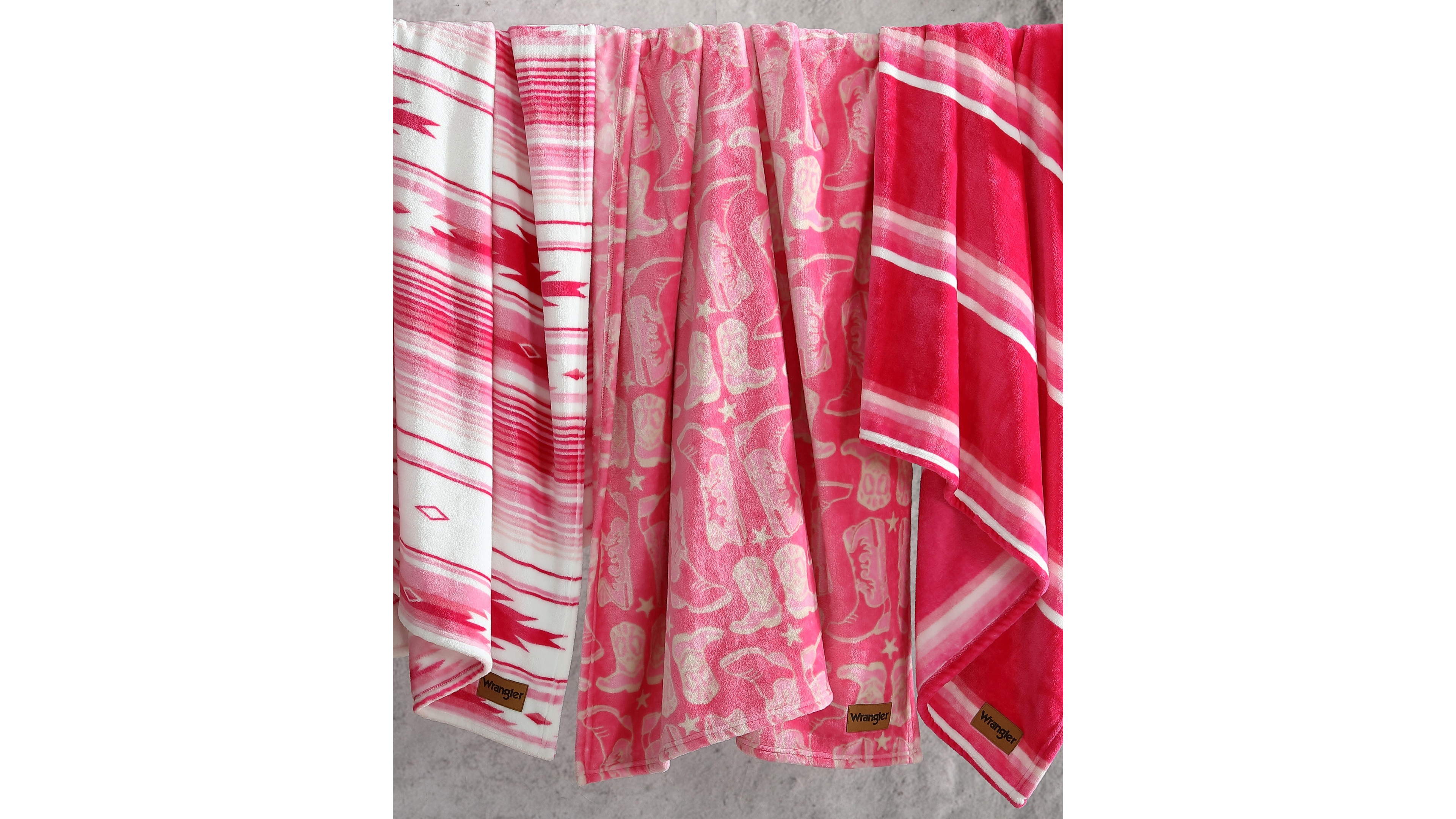 Wrangler Ultra Soft Plush Fleece Throw, 50" x 60"