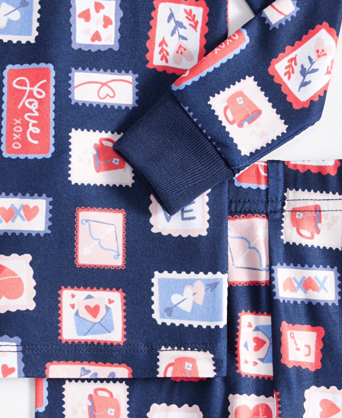 FAMILY PAJAMAS LITTLE & BIG KIDS VALENTINE'S DAY STAMPS PAJAMA SET, EXCLUSIVELY AT MACY'S 