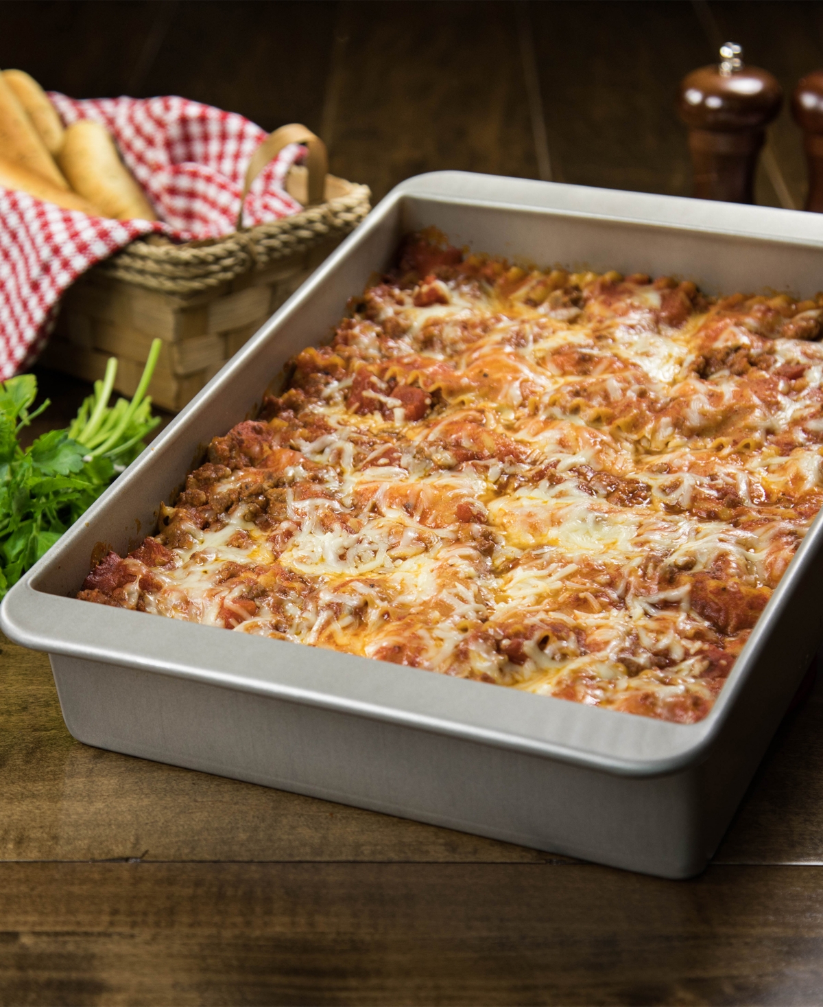 Shop Usa Pan Non-stick Aluminum 13" X 11" Lasagna Pan Lid Set In Silver,gray