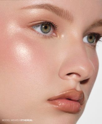 Glow Seeker Powder Highlighter, 0.39 oz.