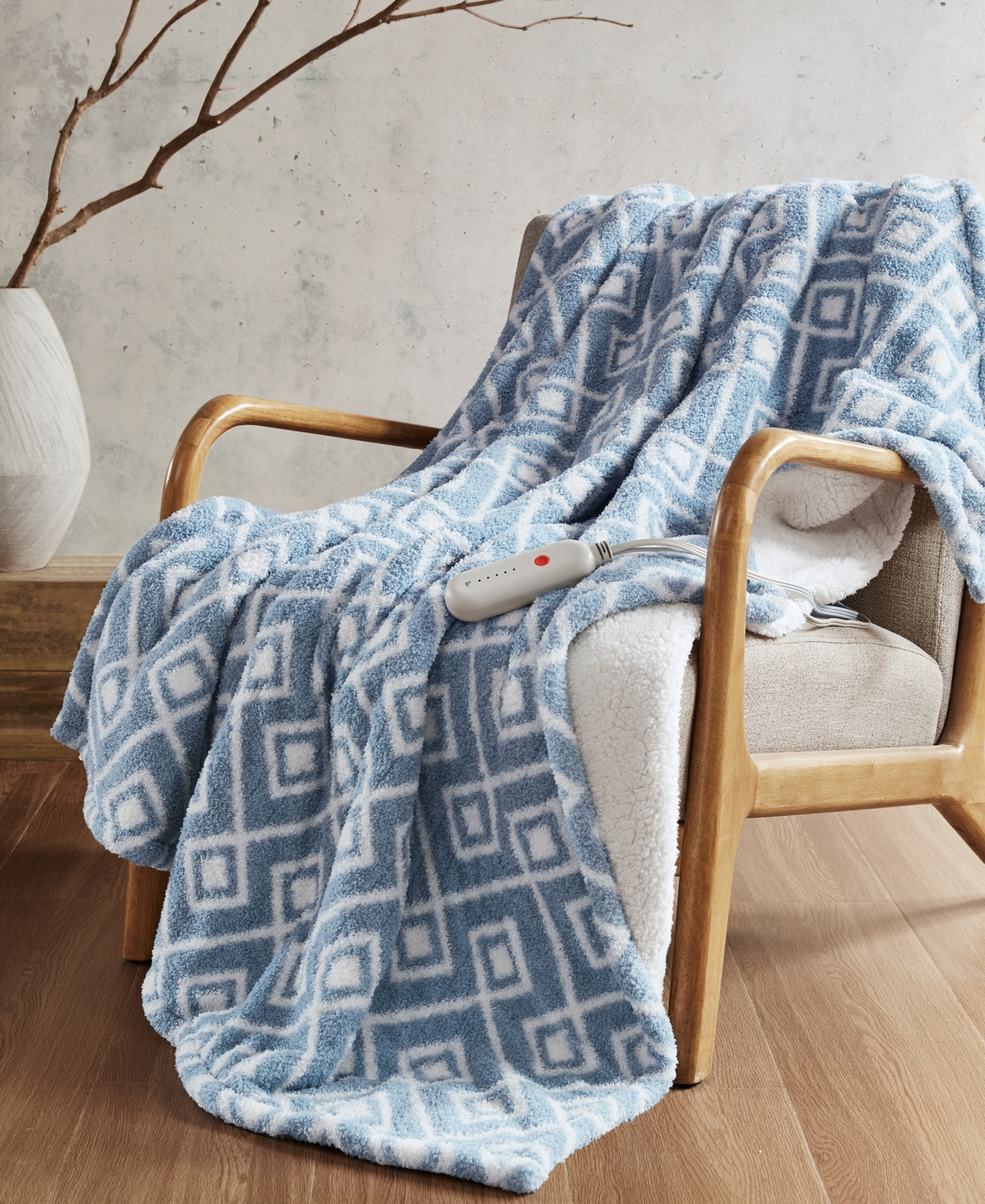 Sharper Image Amira Dream Soft Heated Throw, 50" X 60" In Blue