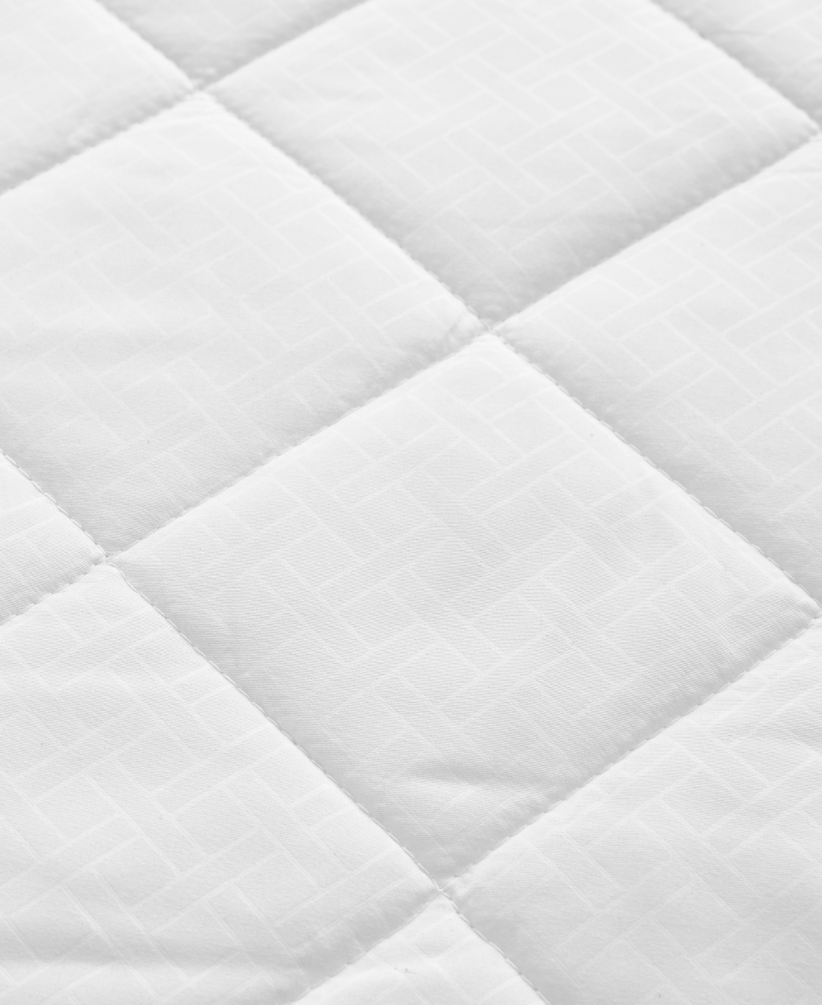 Sharper Image Embossed Microfiber Heated Mattress Pad, Twin In White