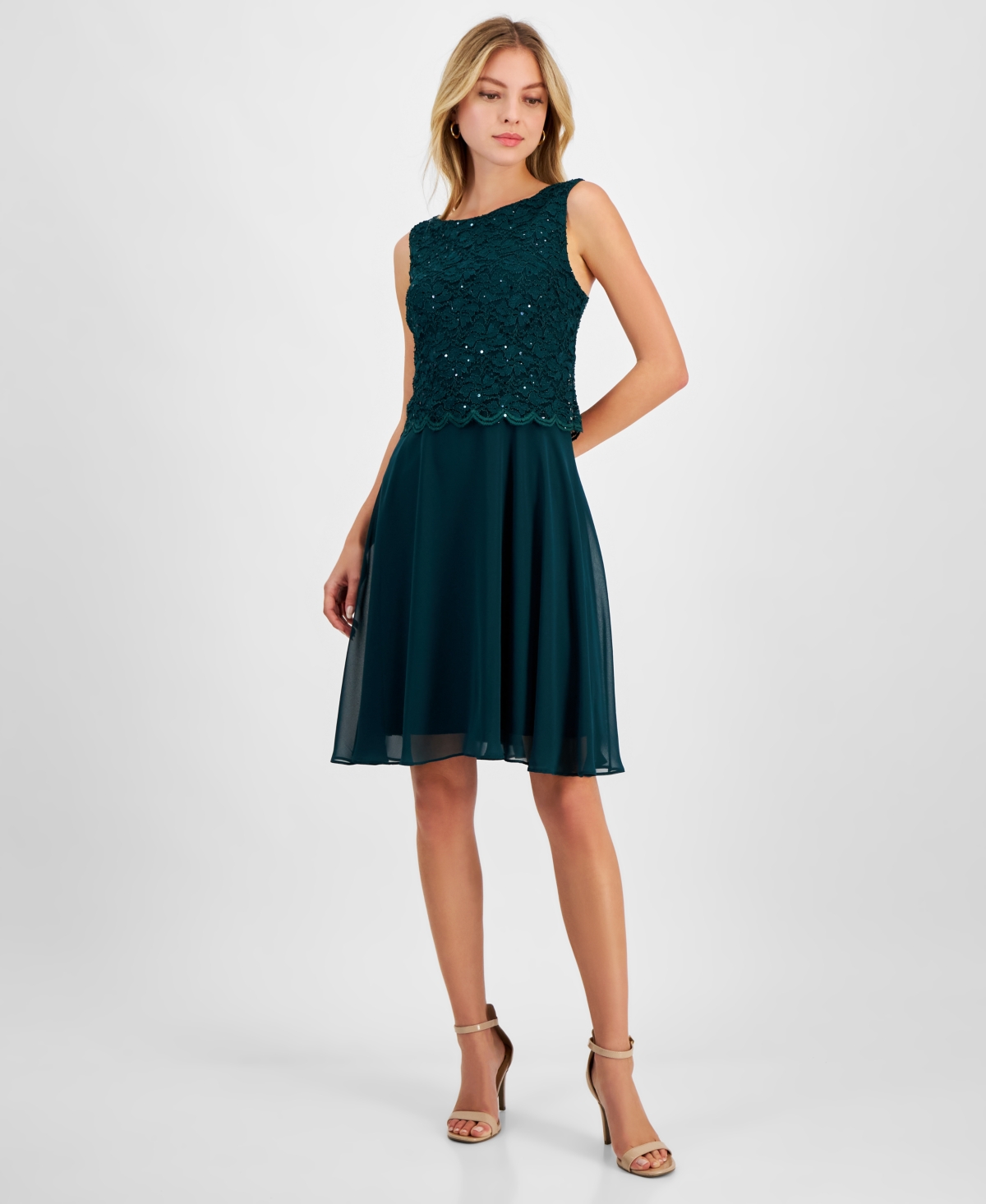 Connected Women's Sequined Scalloped-Lace Dress