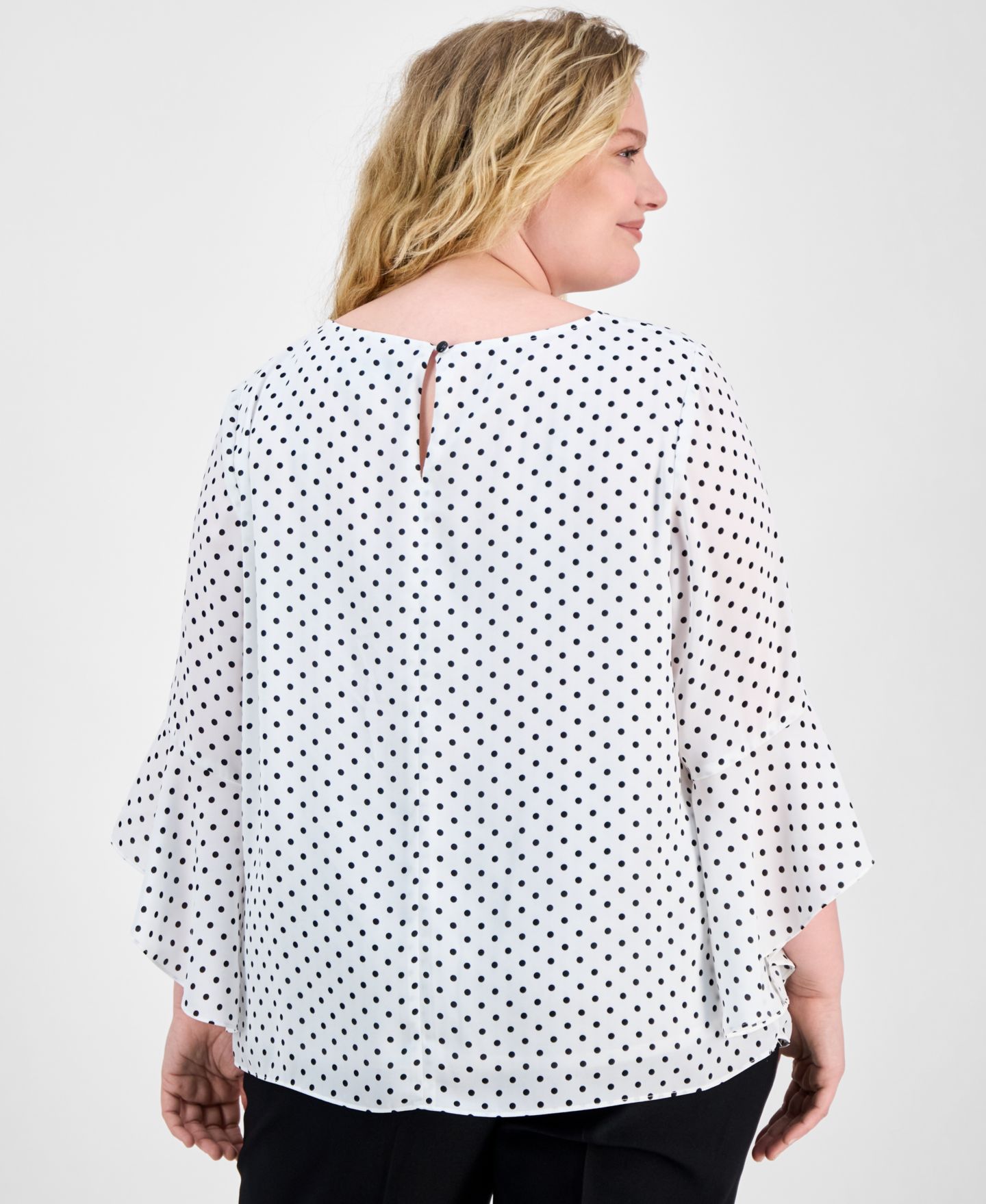 Женская блузка Kasper Plus Size Polka-Dot Ruffle-Sleeve, цвет: Белый / Чёрный — фото 4
