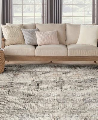 Trends SUT08 7'10"x9'10" Area Rug