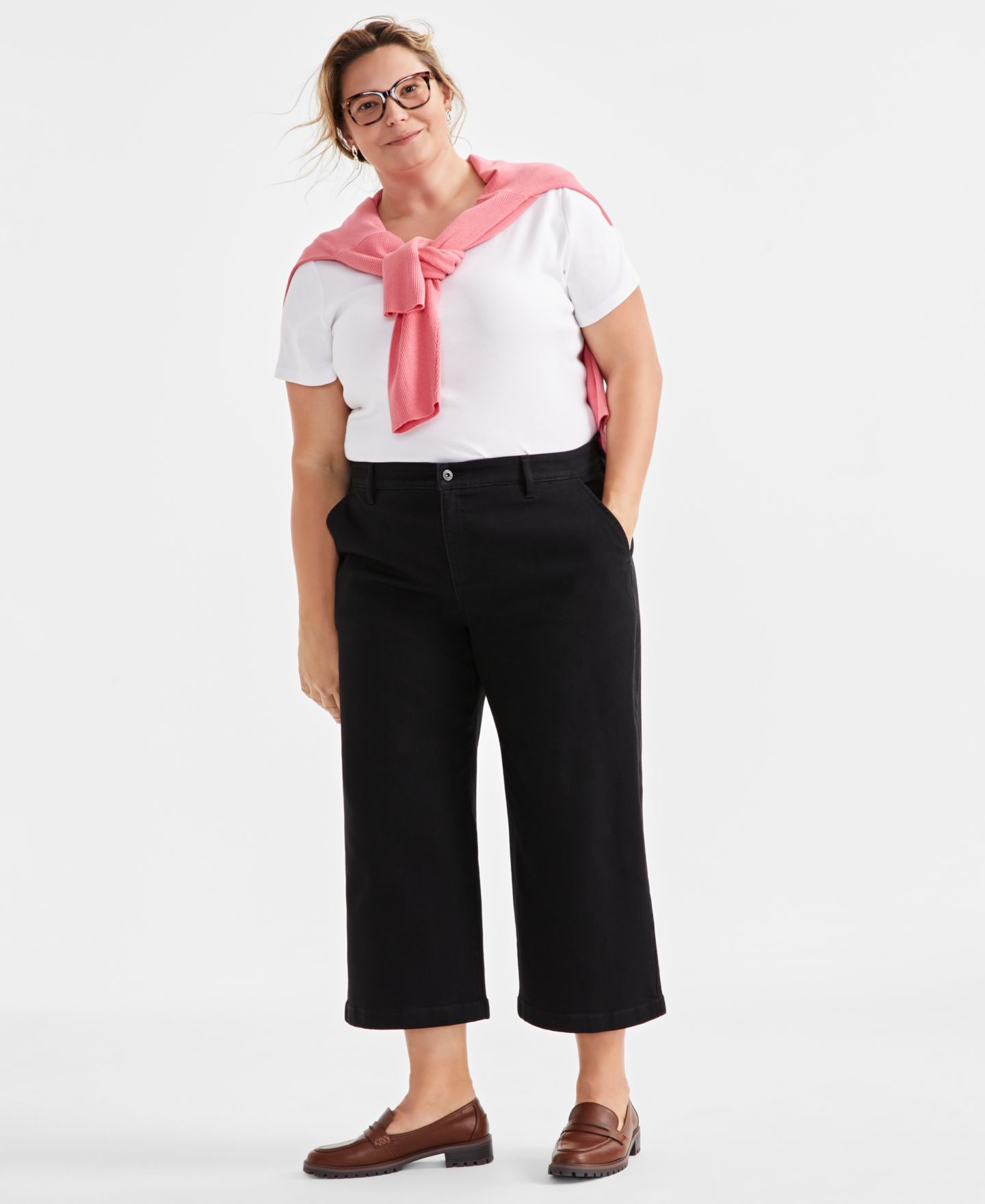 Женские джинсы Style & Co Plus Size Wide-Leg Cropped Jeans, цвет: Глубокий чёрный — фото 1
