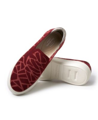 Dearfoams Women's Sophie Slip-On Sneaker