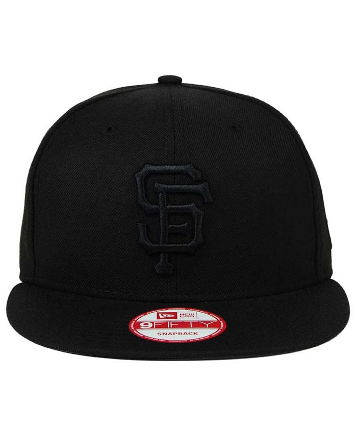 New Era San Francisco Giants Black on Black 9FIFTY Snapback Cap - Macy's