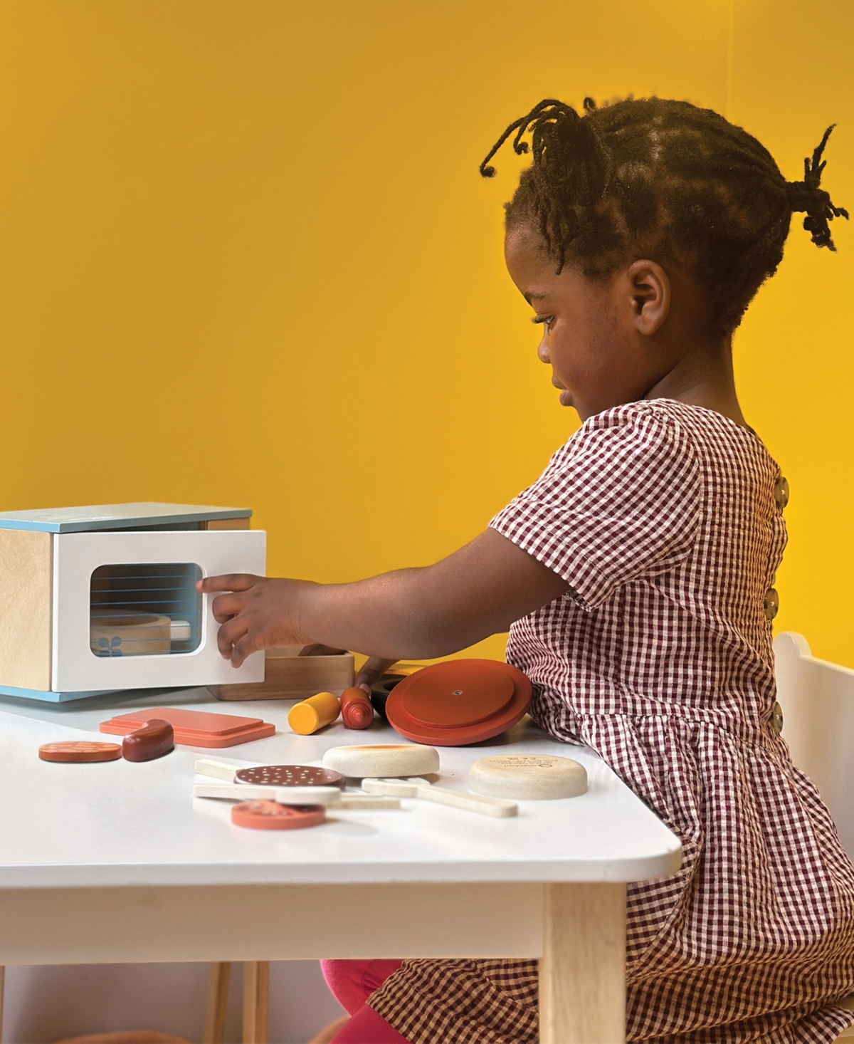 Mentari Toys Premium Wooden Toy Microwave In Multi
