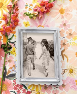 Scallop Frame, 5"x7"