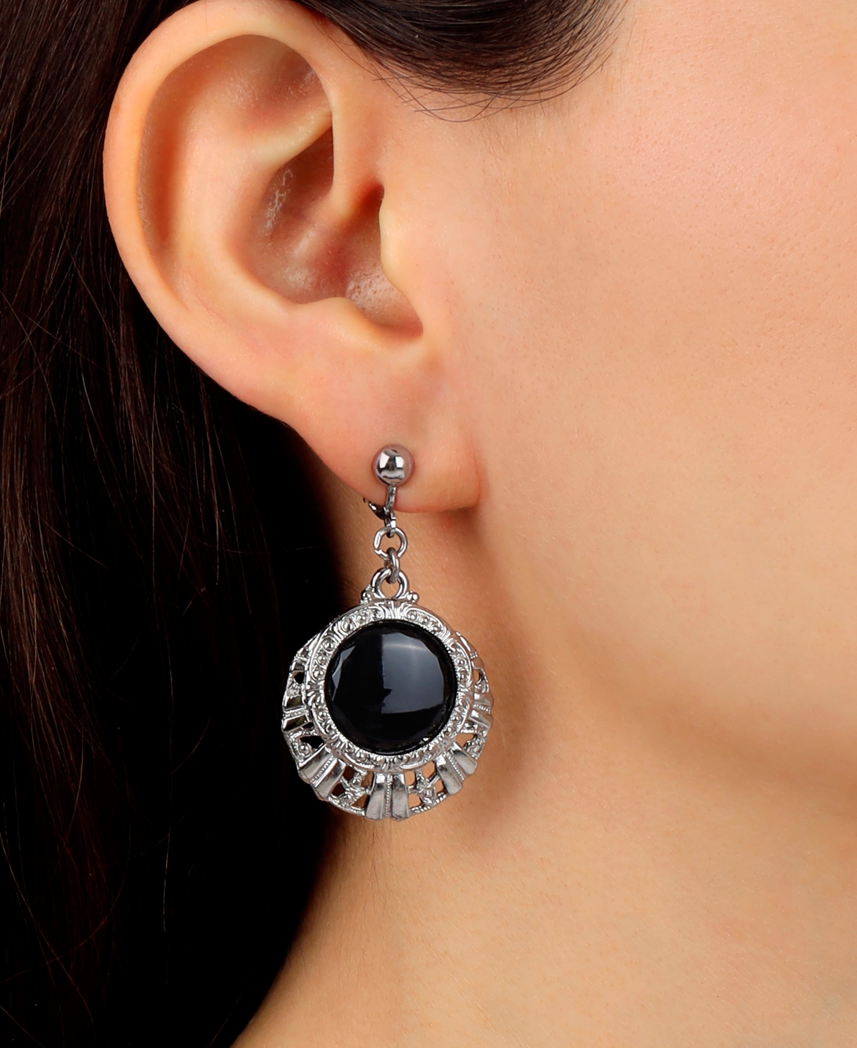 2028 GLASS ROUND FILIGREE CLIP EARRINGS 