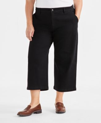 Plus Size Wide-Leg Cropped Jeans
