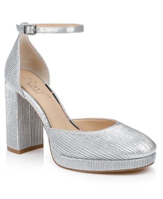 Women's Stephanie Closed Toe Platform Pumps