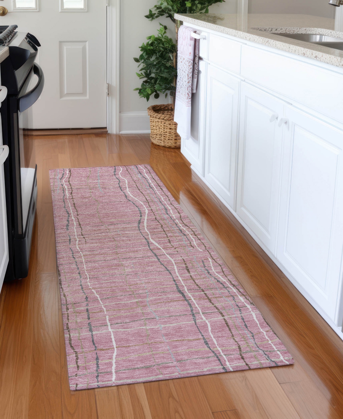 Addison Chantille Machine Washable Acn998 2'3"x7'6" Runner Area Rug In Pink