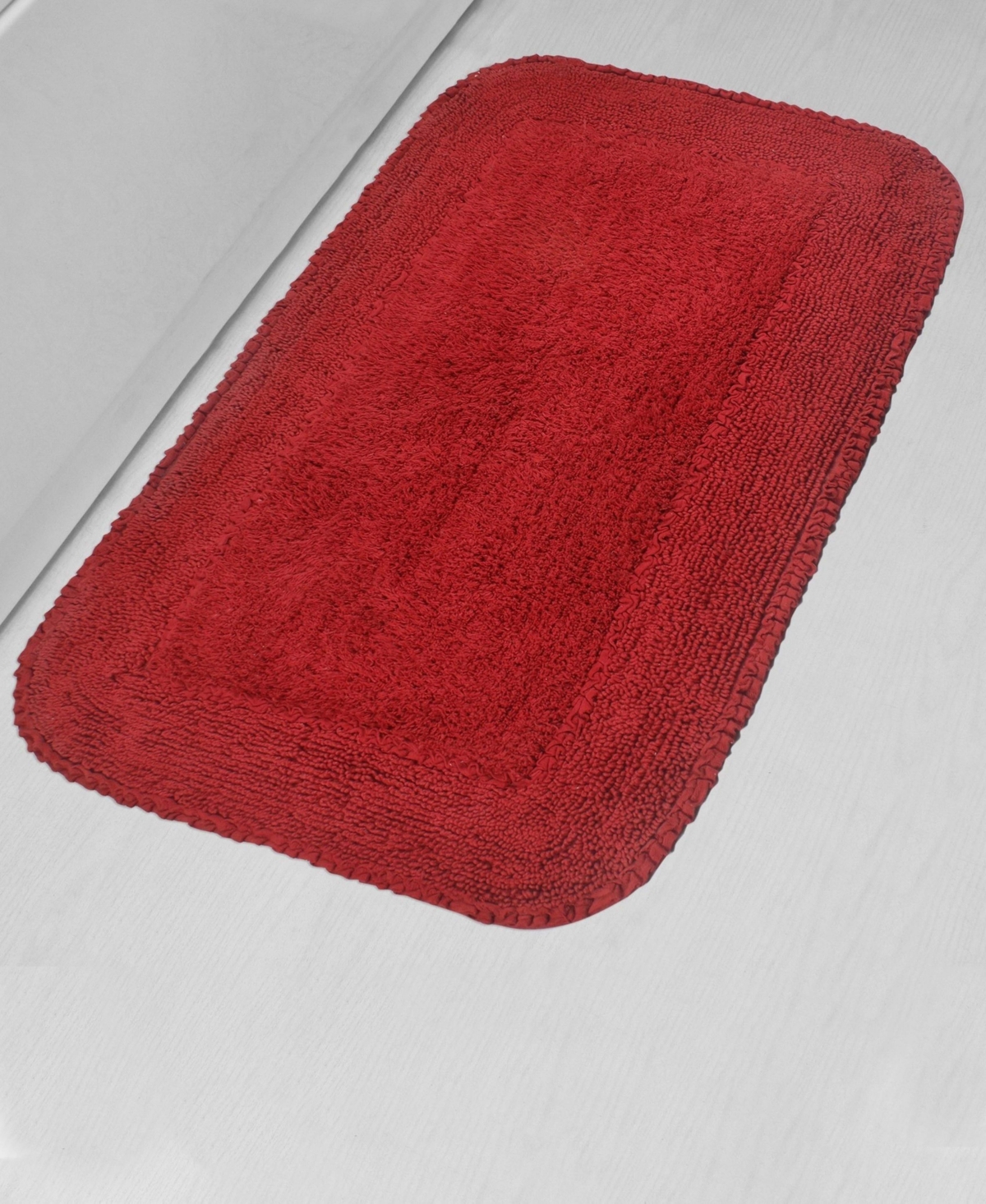 Home Weavers Double Ruffle Bath Rug, 24" X 40" In Red