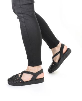 Women's Hue Round Toe Flats