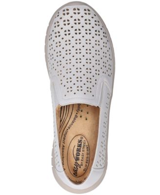 Women's Mosaic Slip-Resistant Sneakers