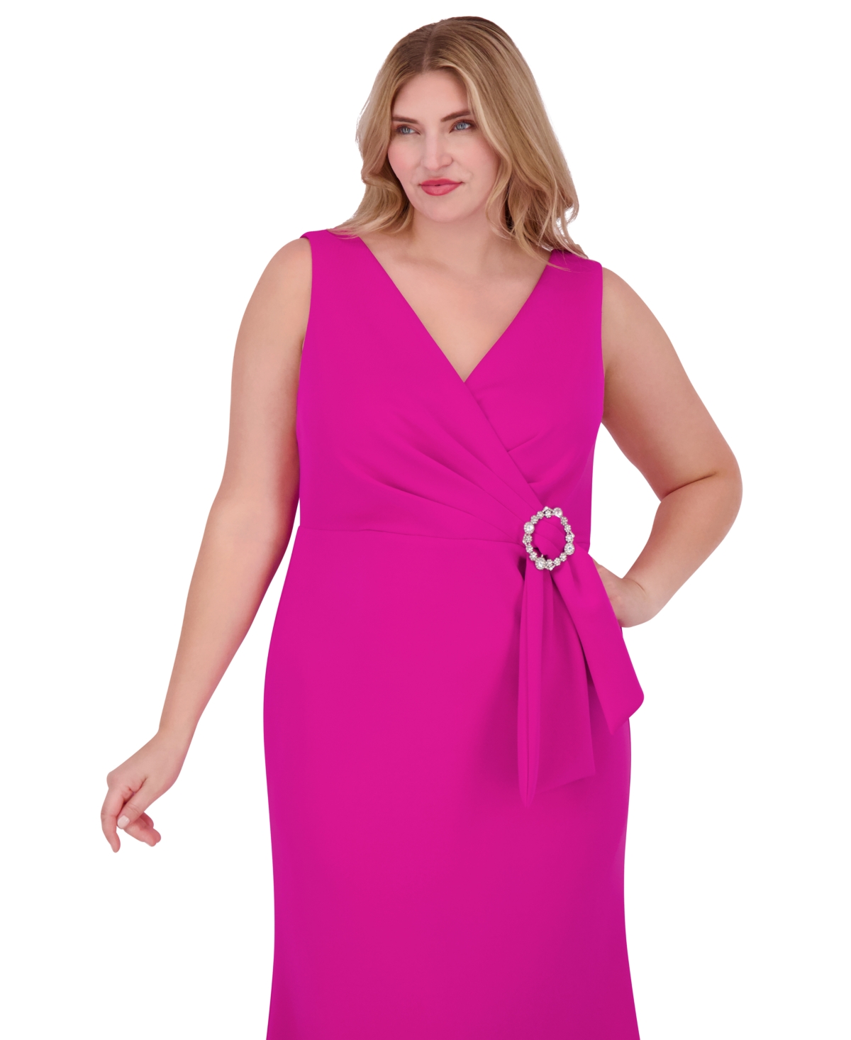 Eliza J Plus Size Sleeveless V-Neck Mermaid Gown