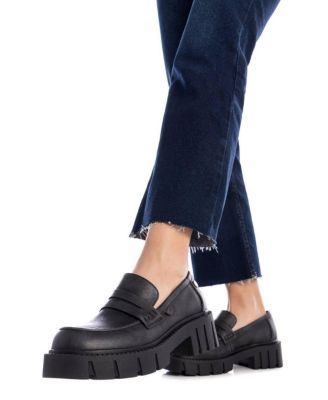 Women's Casual Moccasins By XTI