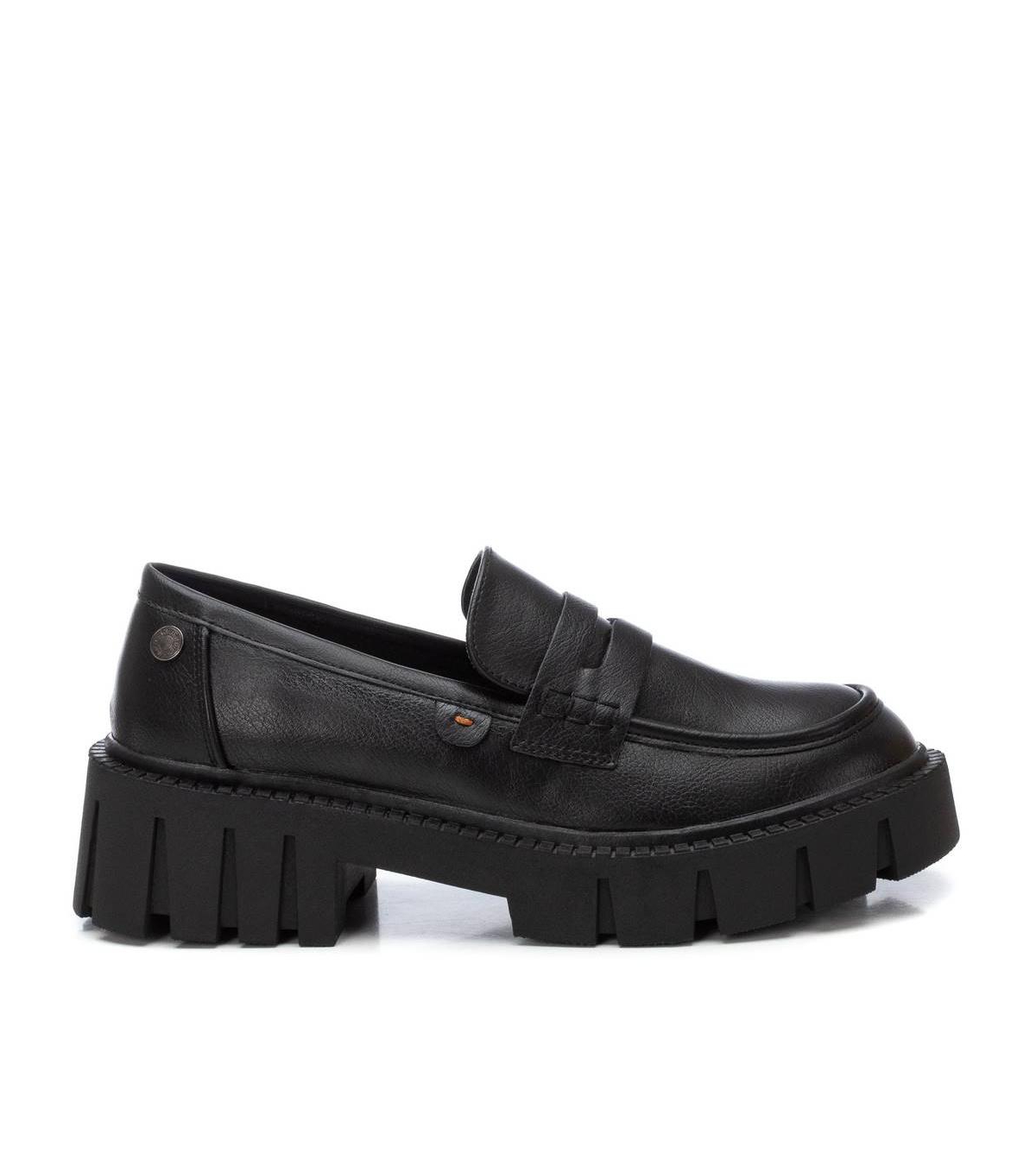 Women's Casual Moccasins By Xti - Black